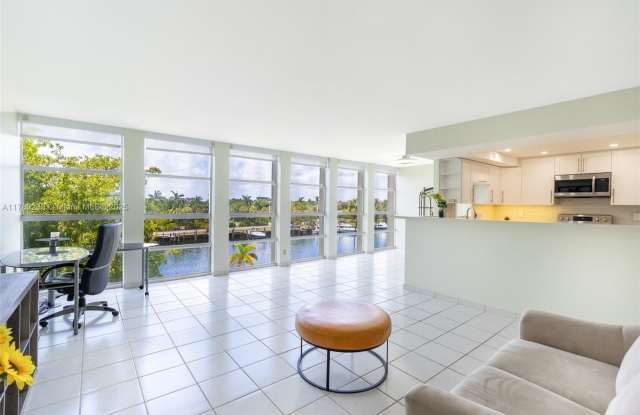 601 Three Islands Blvd photos photos