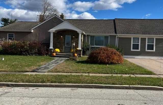 14 FRANKLIN GETZ DRIVE - 14 Franklin Getz Drive, Broomall, PA 19008