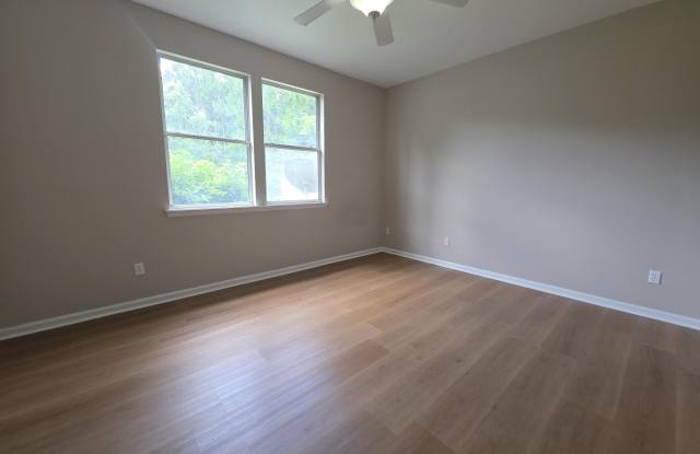6070 BARTRAM VILLAGE Drive Gallery 3