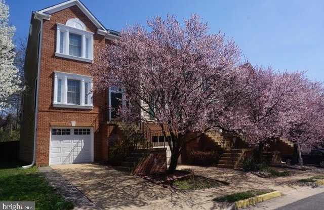 5582 JOWETT COURT - 5582 Jowett Court, Kingstowne, VA 22315