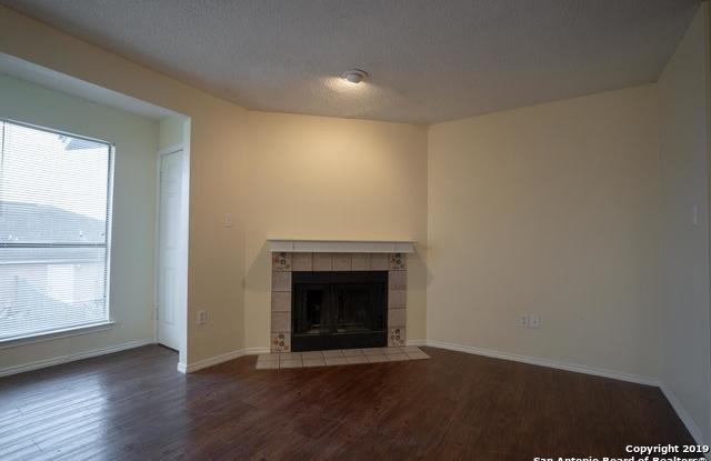 7568 WINDSOR OAKS Gallery 4