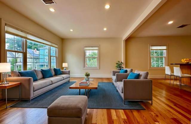 18 Plainfield St. photos photos