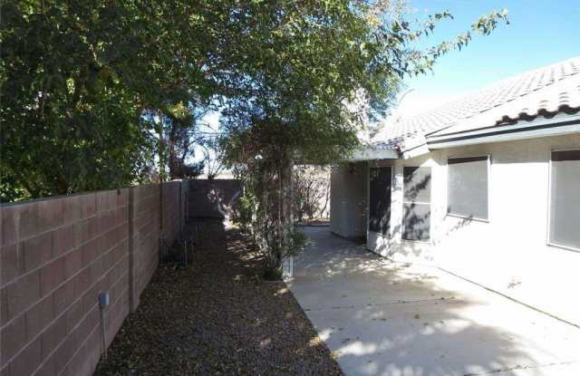 1801 Blue Cloud Street Gallery 4