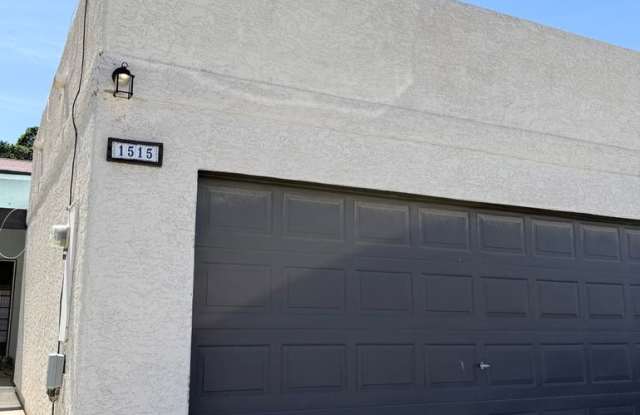 3 bedrooms, 2 bathrooms Townhouse photos photos