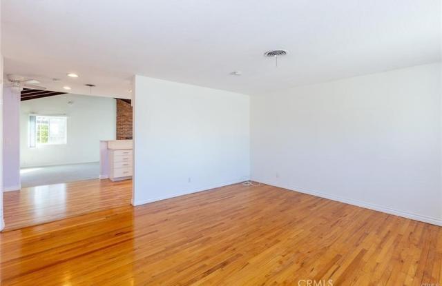 16460 Galaxy Drive Gallery 4