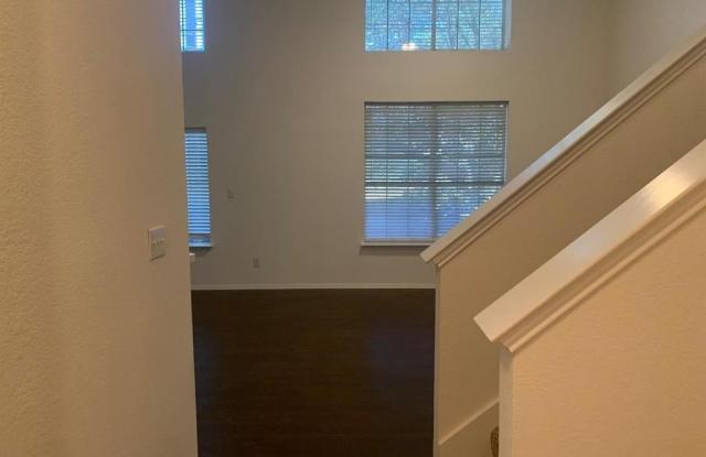4577 Woodsboro Lane Gallery 2
