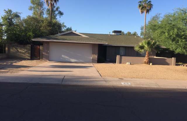 413 E EL CAMINITO Drive Gallery 3