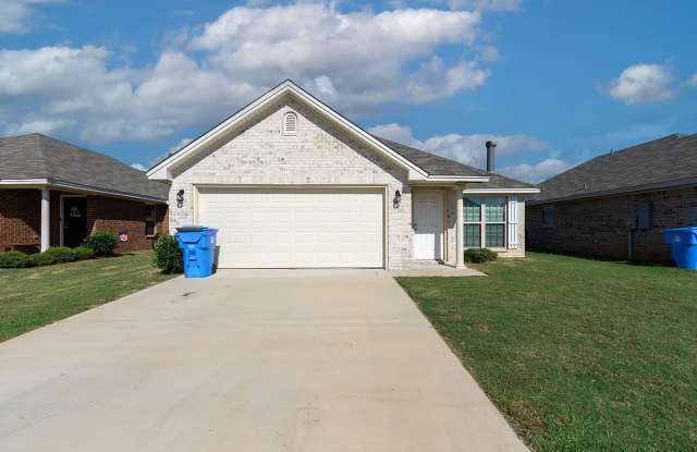 Home for rent in The Oaks of Buena Vista - 570 Old Mill Way, Prattville, AL 36067