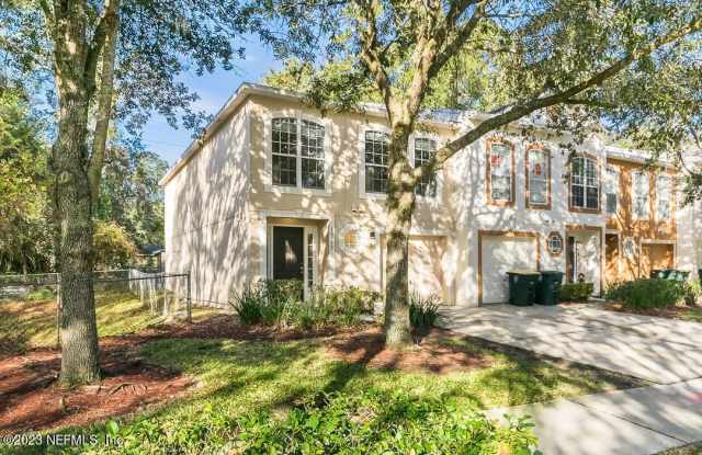 10550 AUTUMN TRACE Road photos photos