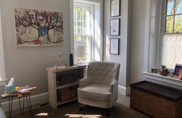 19 ELLIOTT Avenue Gallery 3