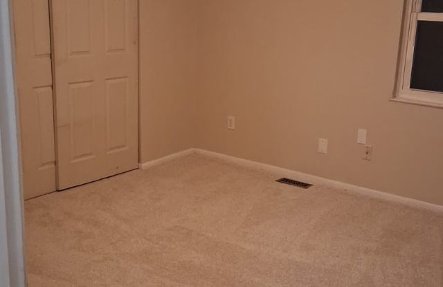 1588 WORTHINGTON ROW Dr Gallery 3