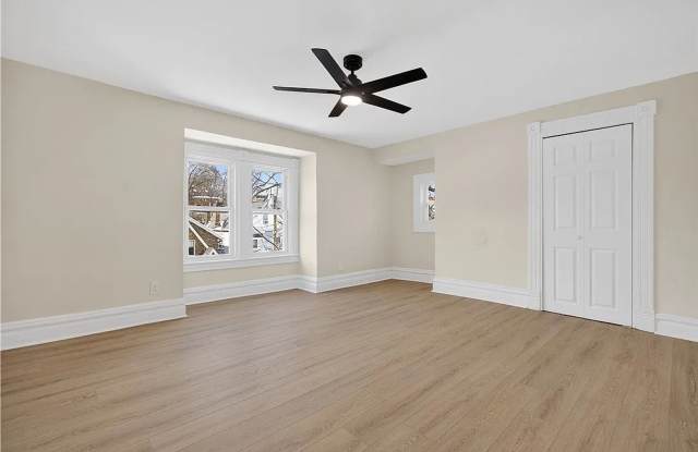 5 bed 3.5 bath - heart of Regent Square.  Stunning, must see. Gallery 4