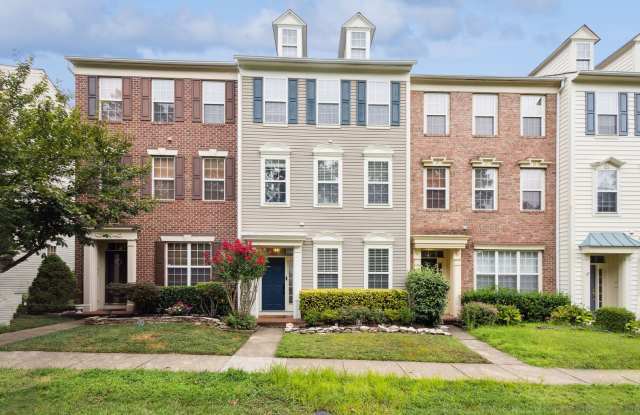TOWNHOME - 3 BED 1.5 BATH photos photos