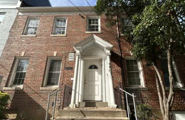 1601 18th Street Southeast - 3 photos photos