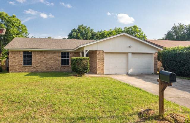 6532 Windrock Dr - 6532 Windrock Drive, Watauga, TX 76148