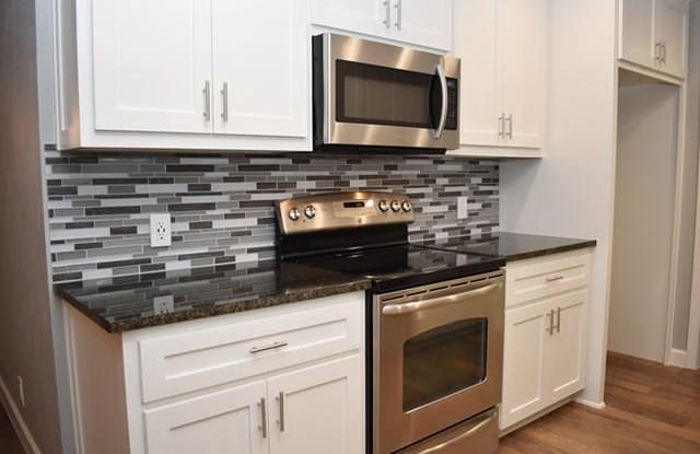 1700 Tyler Avenue - 1700 Tyler Avenue, Euless, TX 76040