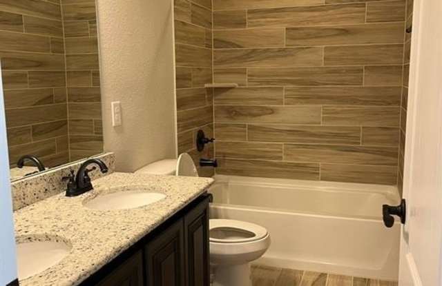 2103 Victoria Lane photos photos