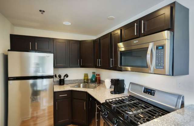 5050 North Sheridan Road - 5050 North Sheridan Road, Chicago, IL 60640