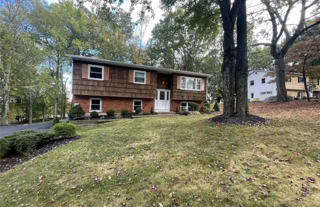 17 Woodrum Drive - 17 Woodrum Drive, Stony Point, NY 10980