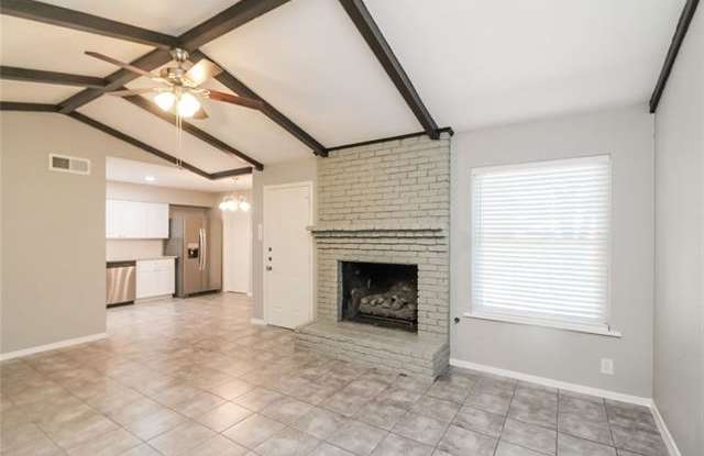 8561 Sweetwood Drive Gallery 3