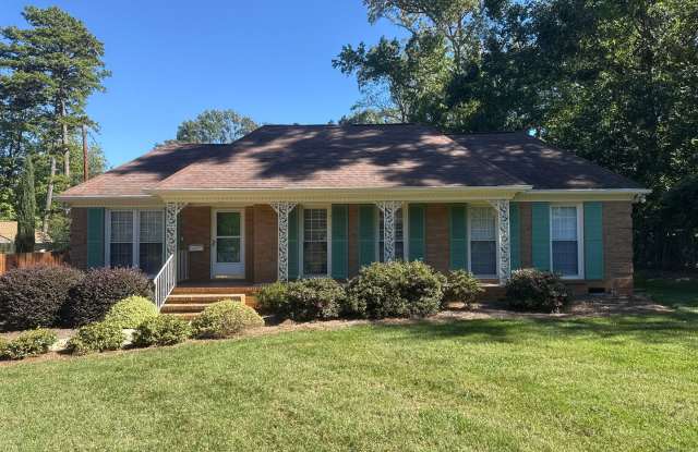 T.R. Lawing Realty Property Gallery 1