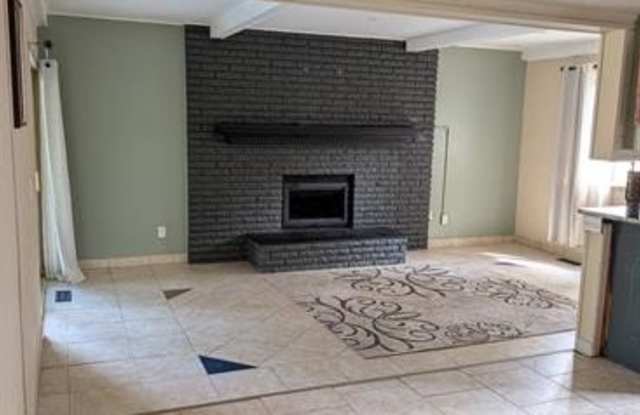 12423 Deming Drive Gallery 3