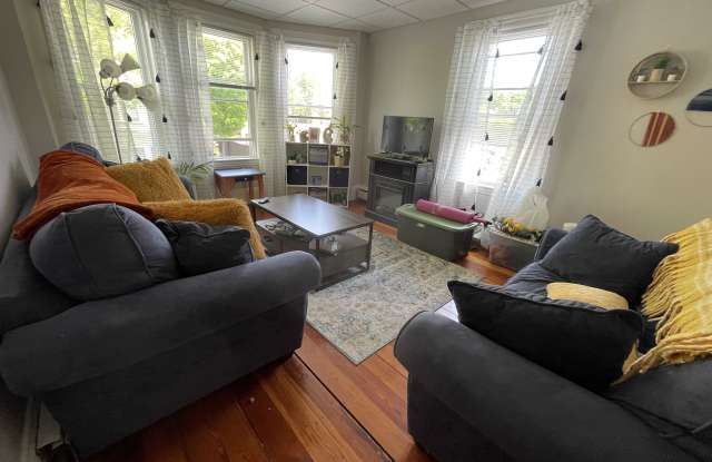 8 Custer Street photos photos