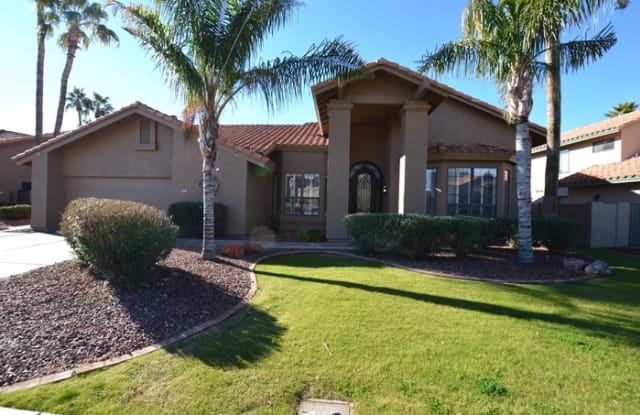 1041 West Newport Beach Drive - 1041 West Newport Beach Drive, Gilbert, AZ 85233