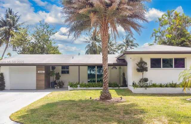 4440 SW 28th Ter photos photos