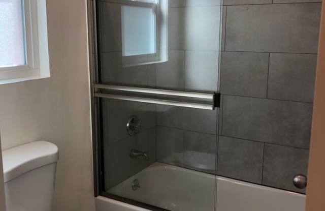 3414 Keystone Avenue photos photos