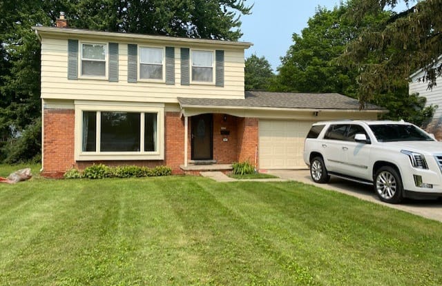 29845 Rambling Rd - 29845 Rambling Road, Southfield, MI 48076