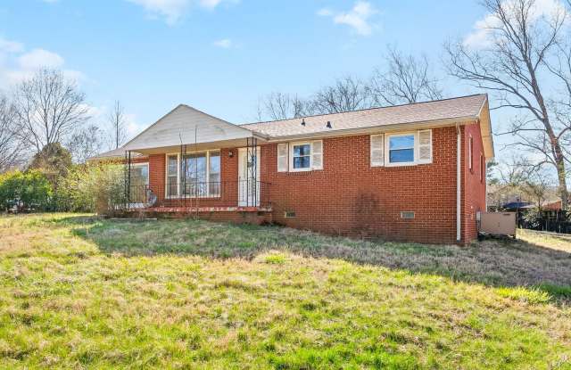 3 Bedroom Pet Friendly Home For Rent! photos photos