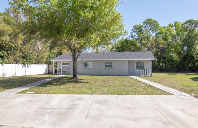 Fully Renovated 3BR/2BA Rental in Bradenton, FL — $1,895/Month, Pest Control, Trash & Lawn Care Included photos photos