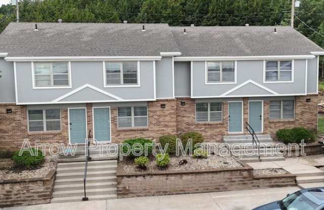 1232 South Jackson Street - 1232 South Jackson Street, Junction City, KS 66441