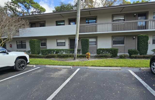 3036 Eastland Boulevard photos photos