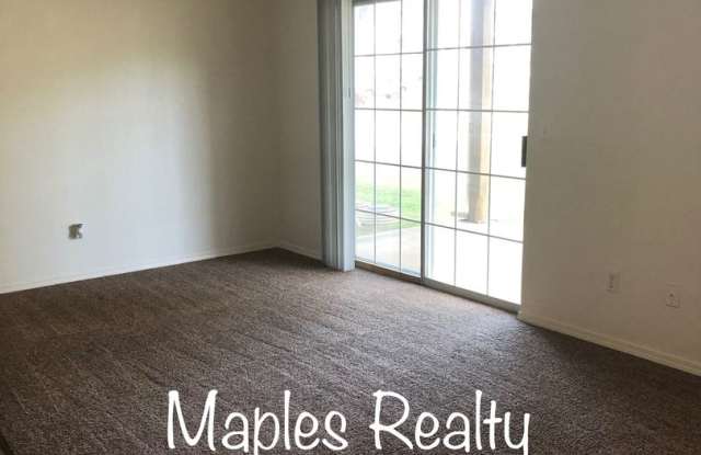 Walk-in Unfurnished 1 Bedroom / 1 Bath in Branson Gallery 1
