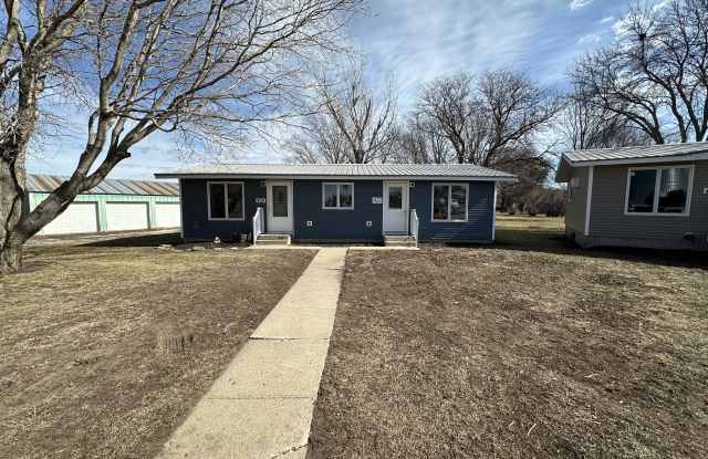 418 N Willow St - 418 North Willow Street, Paullina, IA 51046 418 N Willow St - 418 North Willow Street, Paullina, IA 51046