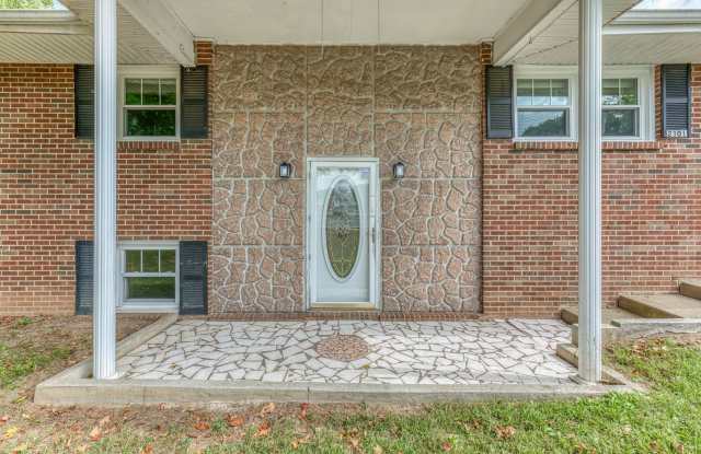 4 bedroom / 2.5 bath home Johnson City TN Gallery 3