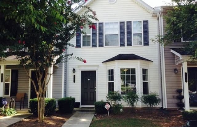 821 Crestwell Circle - 821 - 821 Crestwell Cir SW, Atlanta, GA 30331