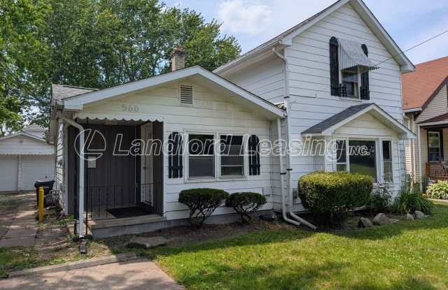 Beautifully Updated Amherst Rental with Large Living Spaces photos photos
