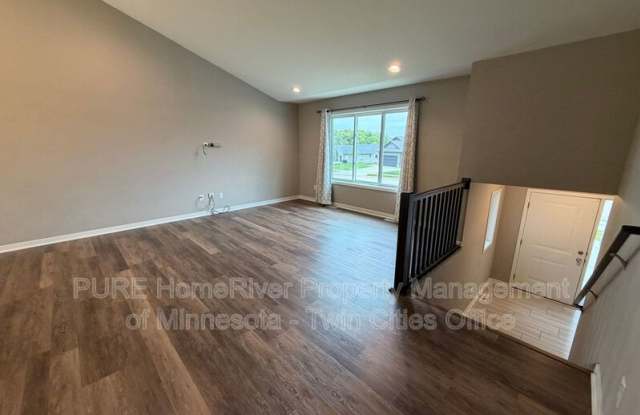 3453 Ridgeline Dr SE Gallery 2