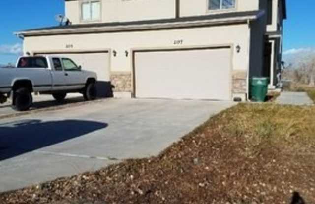 3 Bed 2.5 bath Townhome photos photos