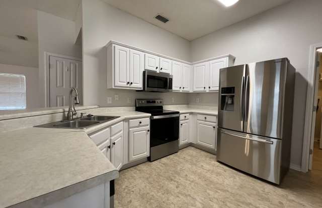 154 Cypress Ln Gallery 3