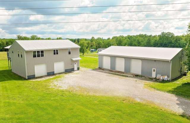 4695 N State road 43 Road photos photos