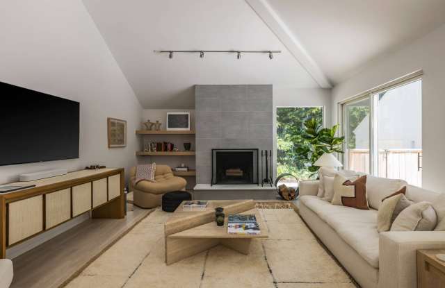 12 CUTTER CT Gallery 3