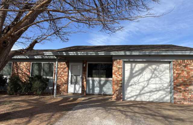 7406 Globe Avenue photos photos