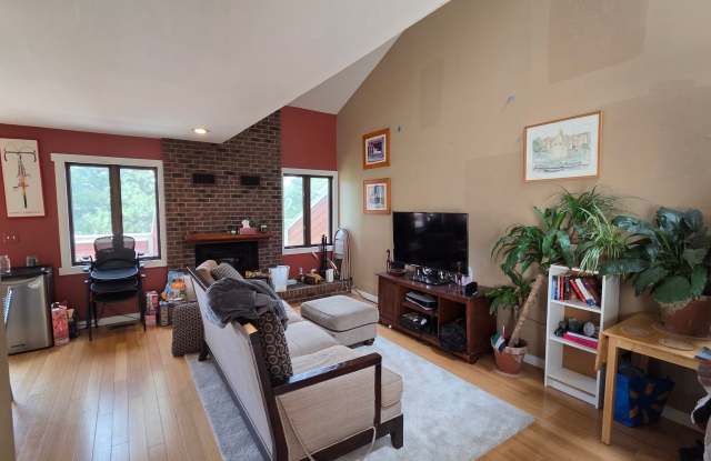 4 Bed 2.5 Bath Townhome in South Boulder! photos photos