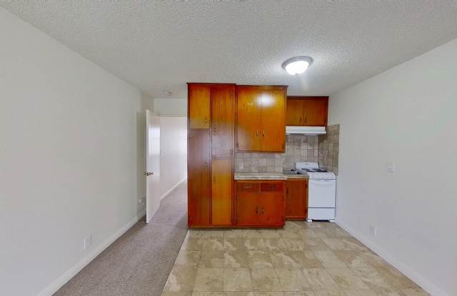 11014 Paloma Ave - Cozy 1 Bed 1 Bath Apt w/ Garage in Garden Grove! Gallery 4