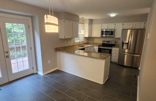 1353 Templeton Pl Gallery 3