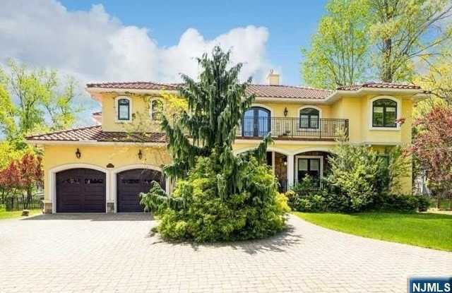 214 Durie Avenue photos photos